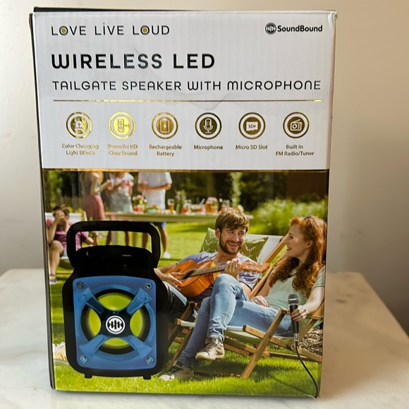 New in box, Wireless LED Tailgate Speaker with Microphone - Picture 3 of 6